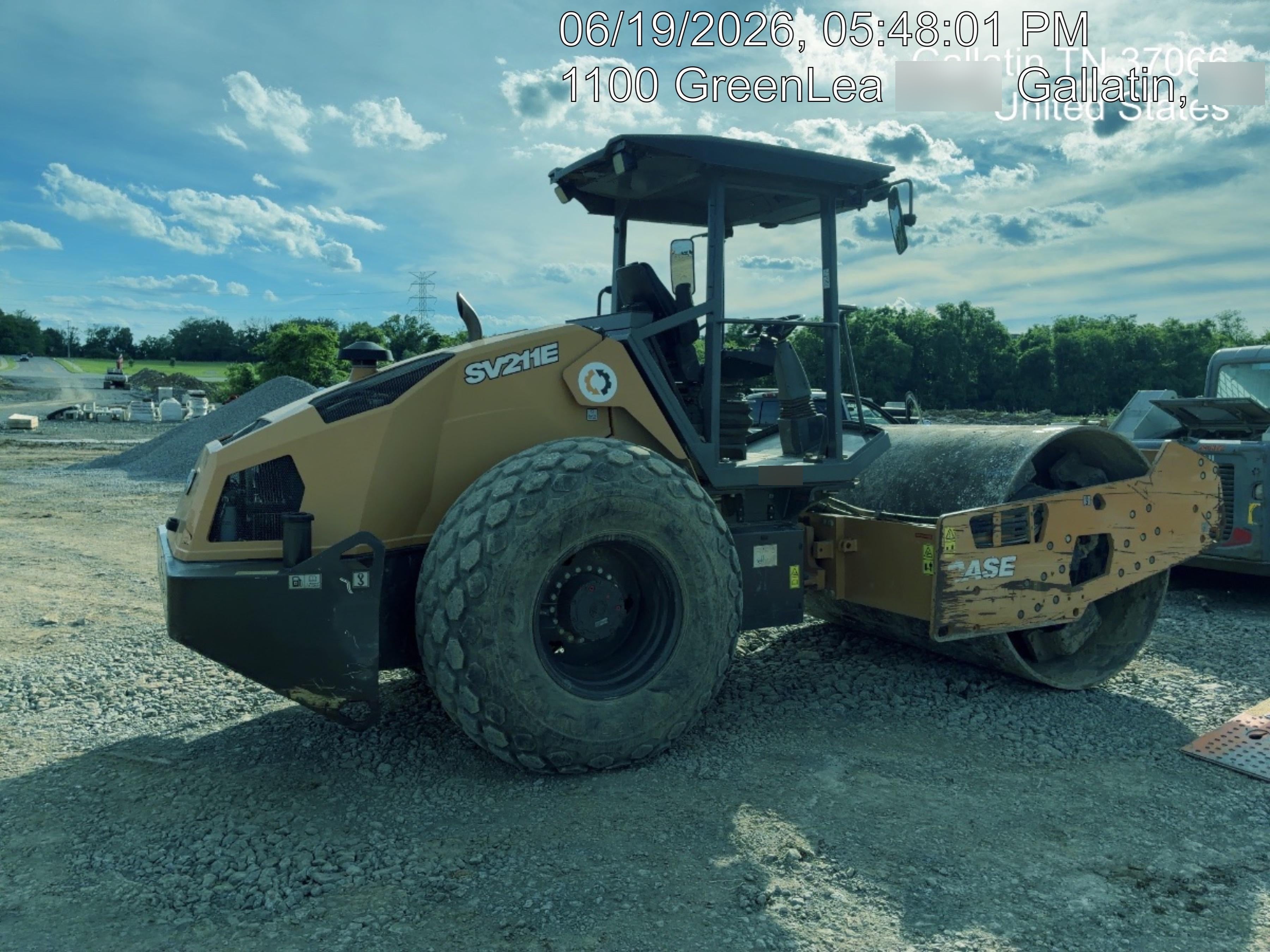2021 CASE SV211ESM