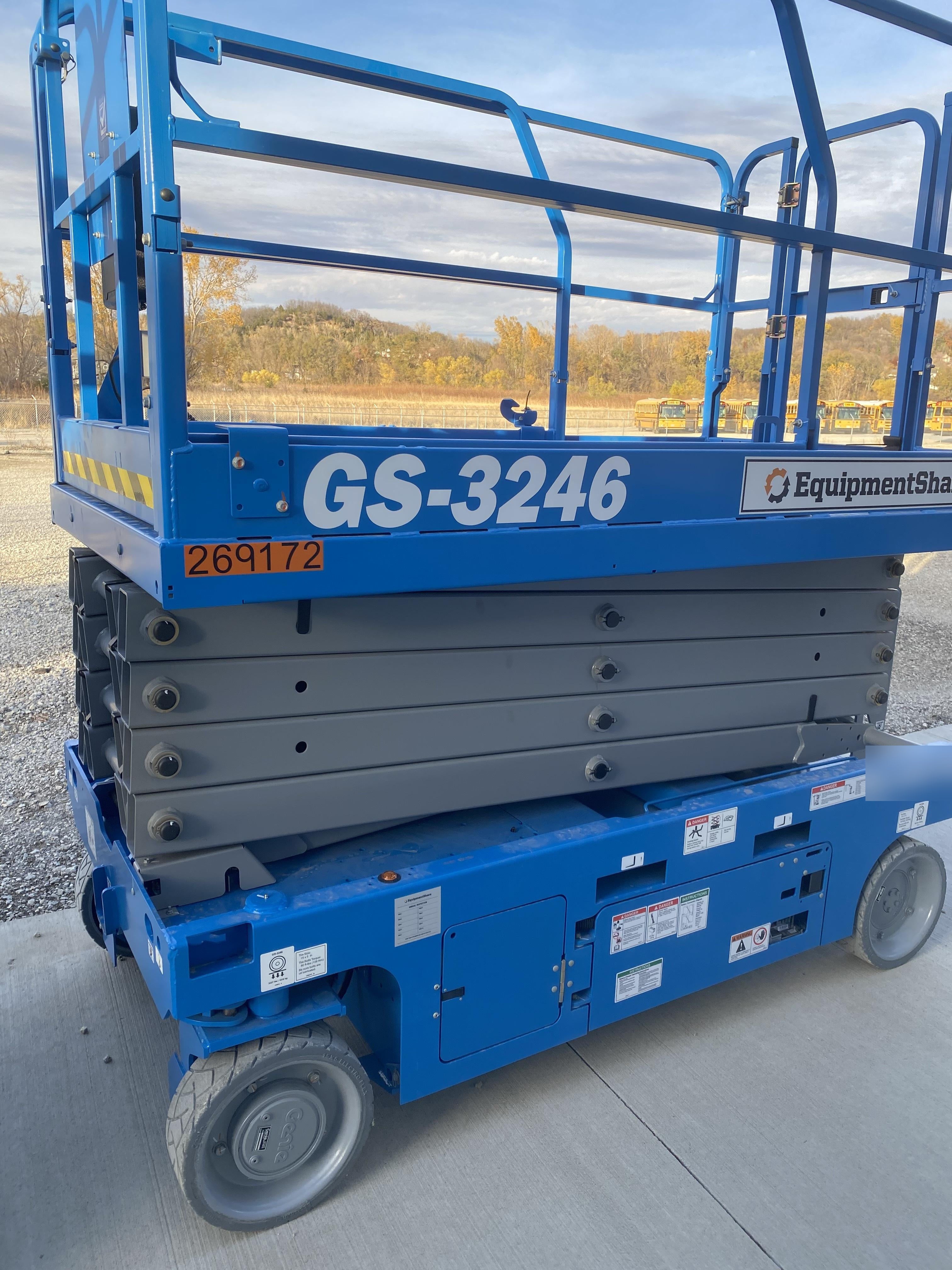 2022 GENIE GS-3246