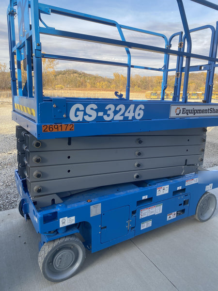 2022 GENIE GS-3246