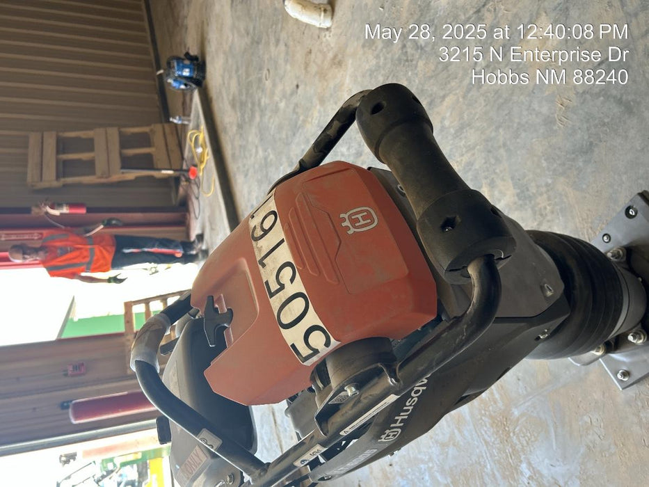 2025 HUSQVARNA LT6005