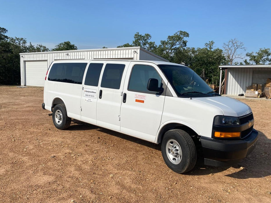 2025 CHEVROLET Express Van - Rental