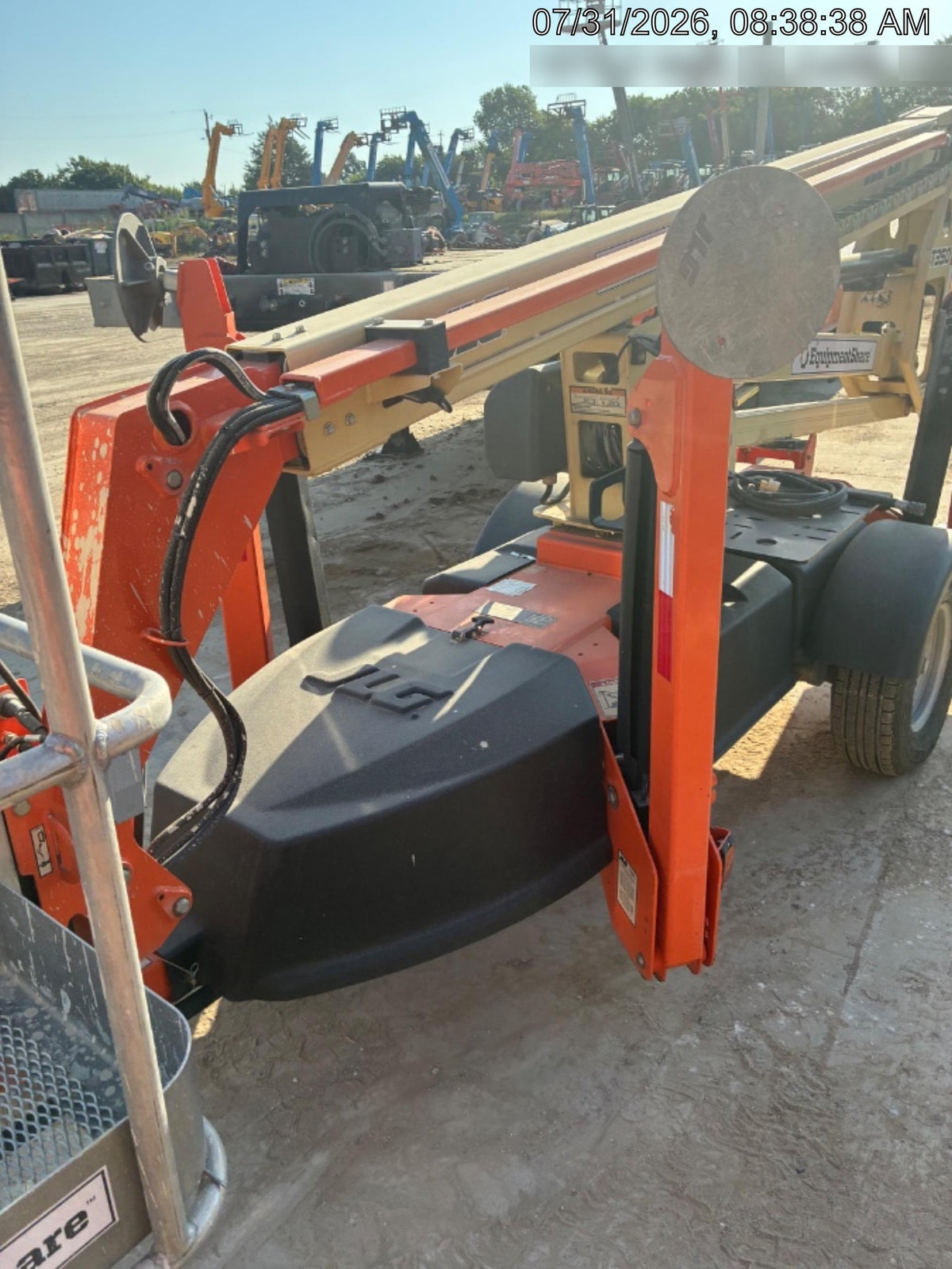 2022 JLG T350