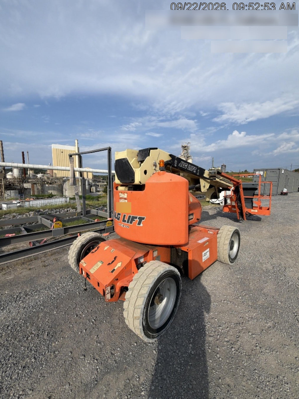 2019 JLG E450AJ