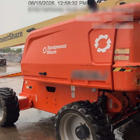 2022 JLG 660SJ