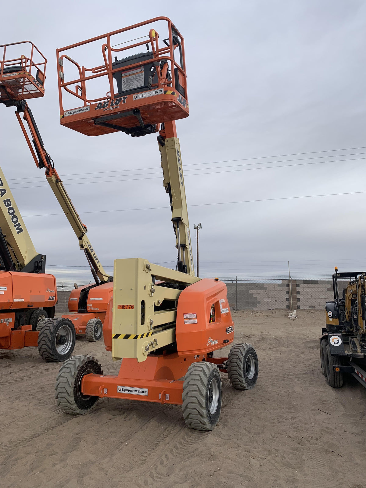 2021 JLG 450AJ