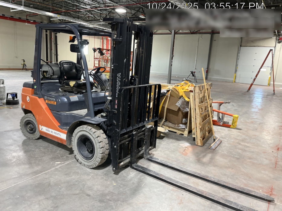 2022 TOYOTA 50-8FGU25