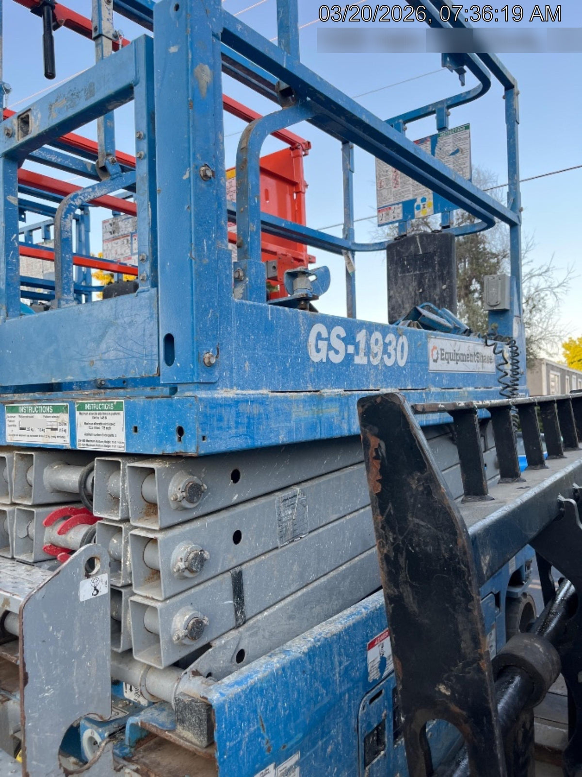 2020 Genie GS-1930 Solid Non Marking Tires, Beacon, Folding rails with half height swing gate, 800W Inverter