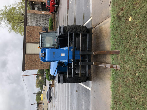 2018 Genie GTH-844 Genie GTH-844 w/Enclosed Cab w/HVAC, Work Lights, Solid Tires, Beacon, 60" Carriage and Forks