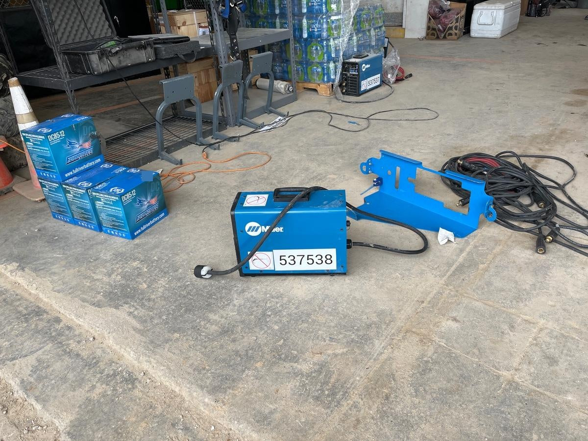 2025 MILLER ELECTRIC CST-282