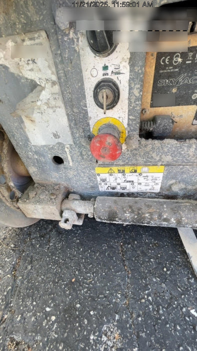 2018 Skyjack SJIII-3219 Skyjack SJIII3219 Scissor Lift w/Trojan Batteries