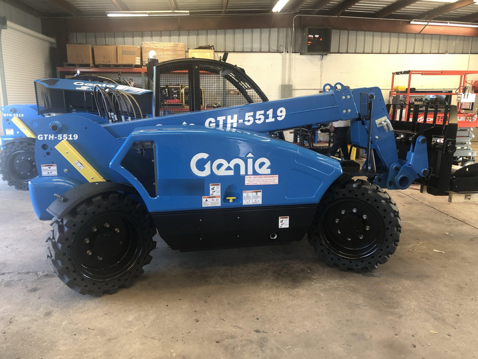 2018 GENIE GTH-5519