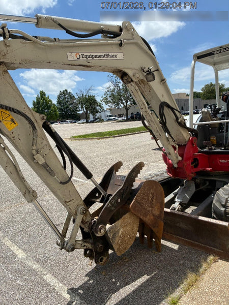 2021 TAKEUCHI TB250-2