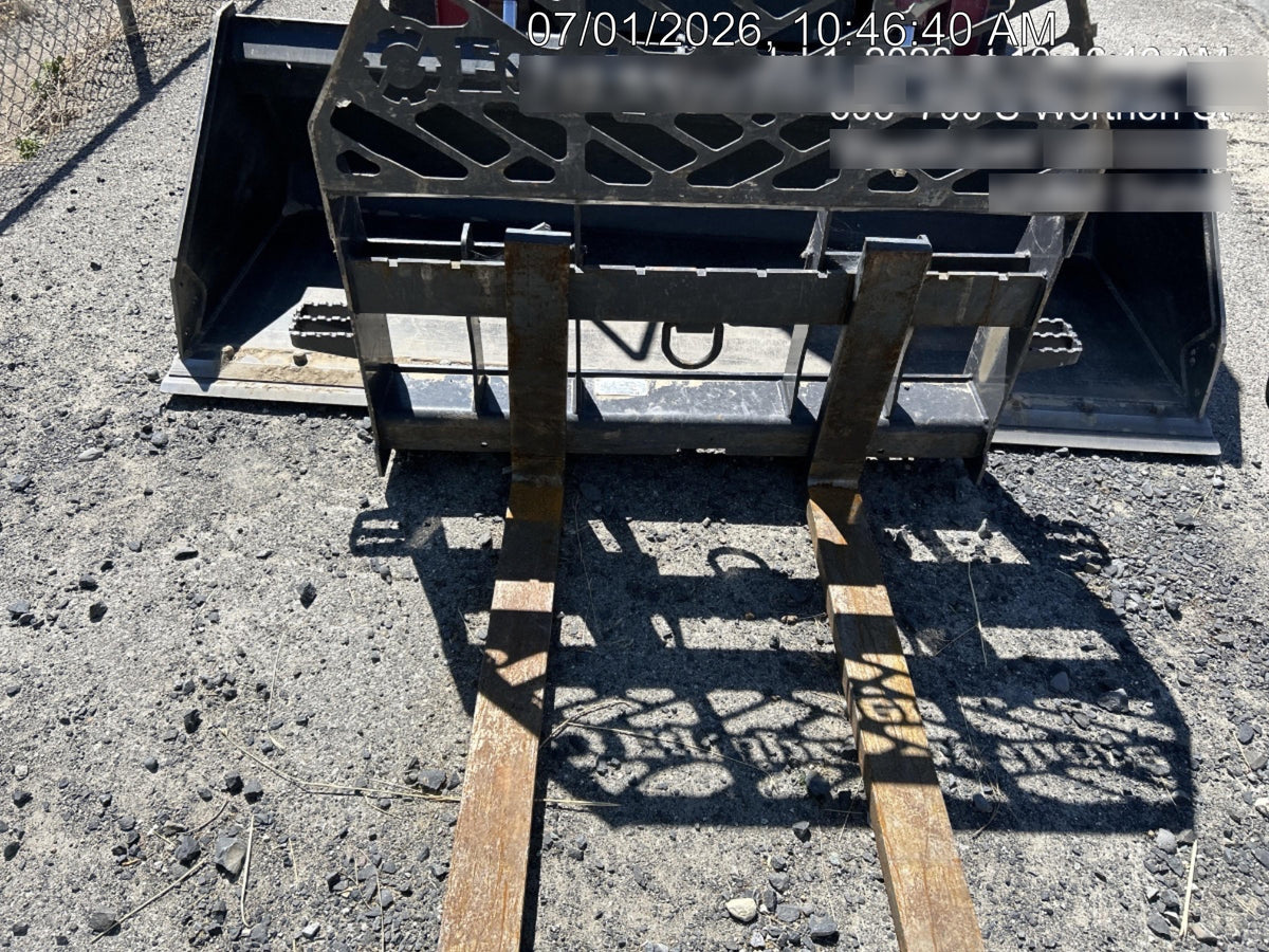 2020 PALADIN 48" Pallet Forks - Paladin