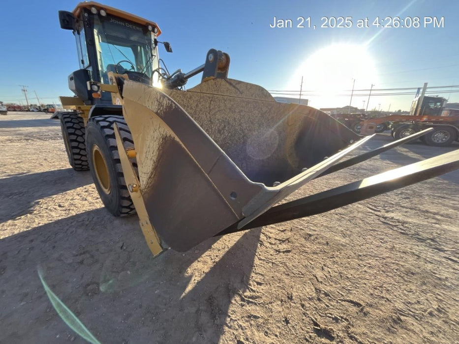 2020 JOHN DEERE 96" Loader Fork Carriage - John Deere