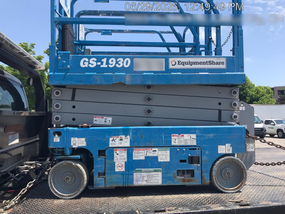 2019 Genie GS-1930 Fixed Rails with Chain Entry