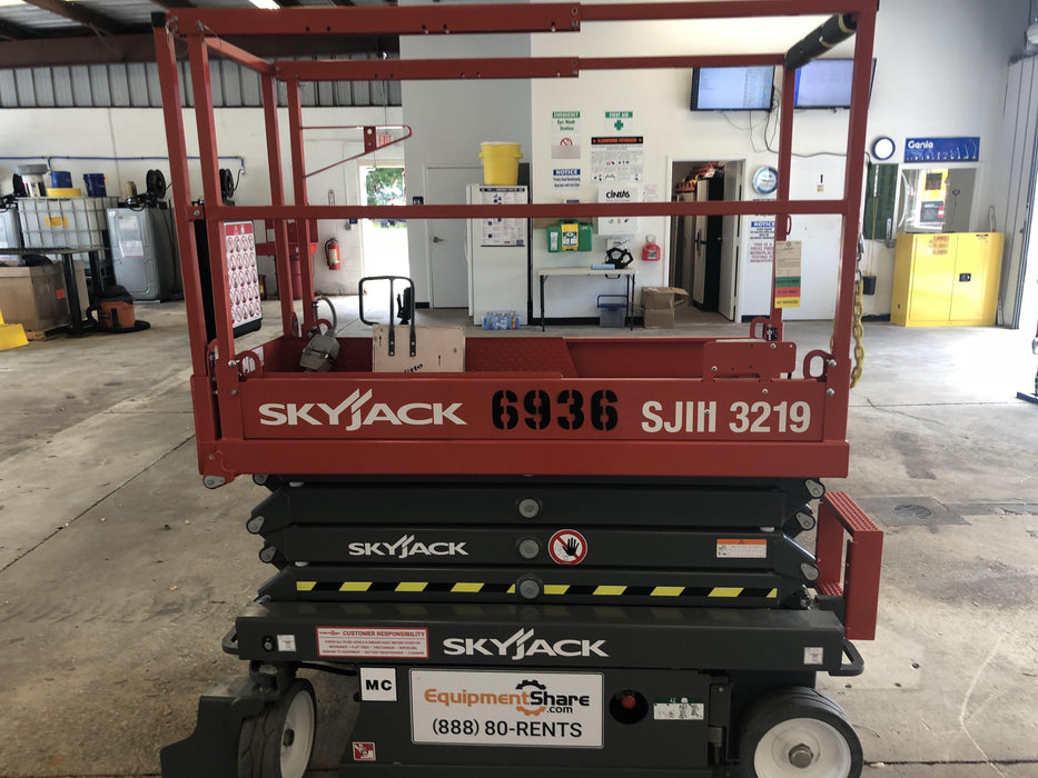 2018 SKYJACK SJIII-3219