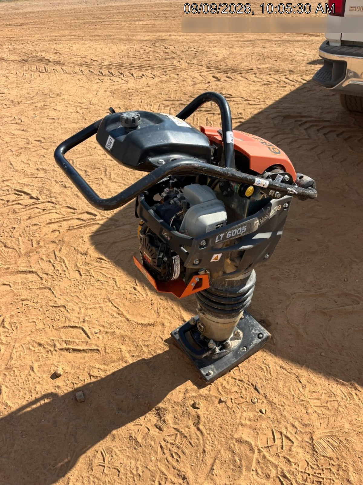 2025 HUSQVARNA LT6005