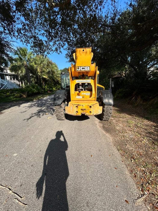 2019 JCB 510-56 Canopy, 74 HP, Solid Tires, STD Worklight, Beacon, Aux Hydraulics, Lifting Eye, Back up Alarm w/66" Carriage/60" Forks