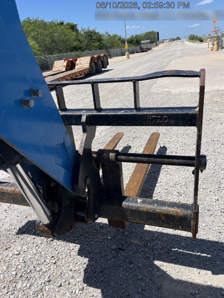 2017 Genie GTH-1056 Genie GTH1056, Solid Tires, 60" carriage, Light Kit, Open ROPS