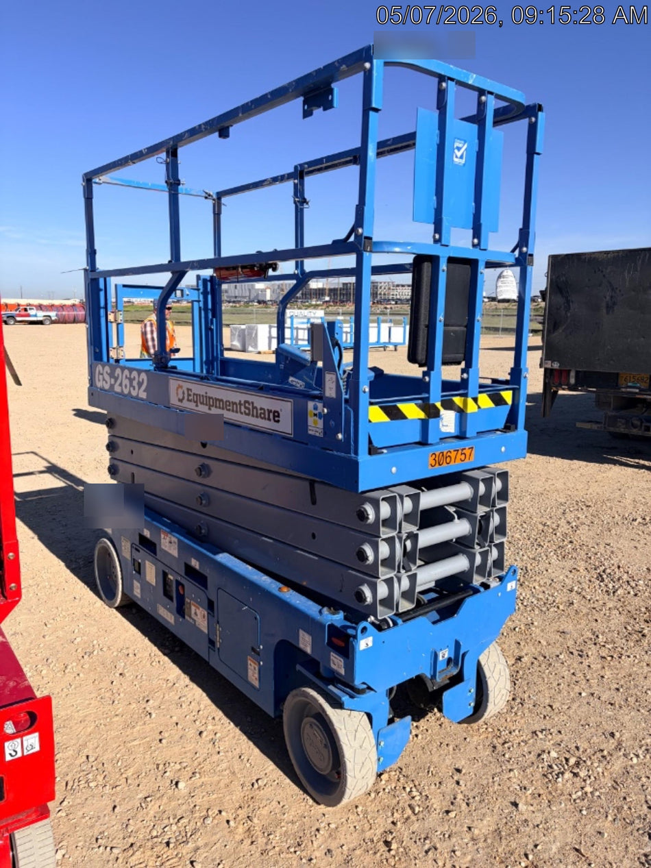 2023 GENIE GS-2632