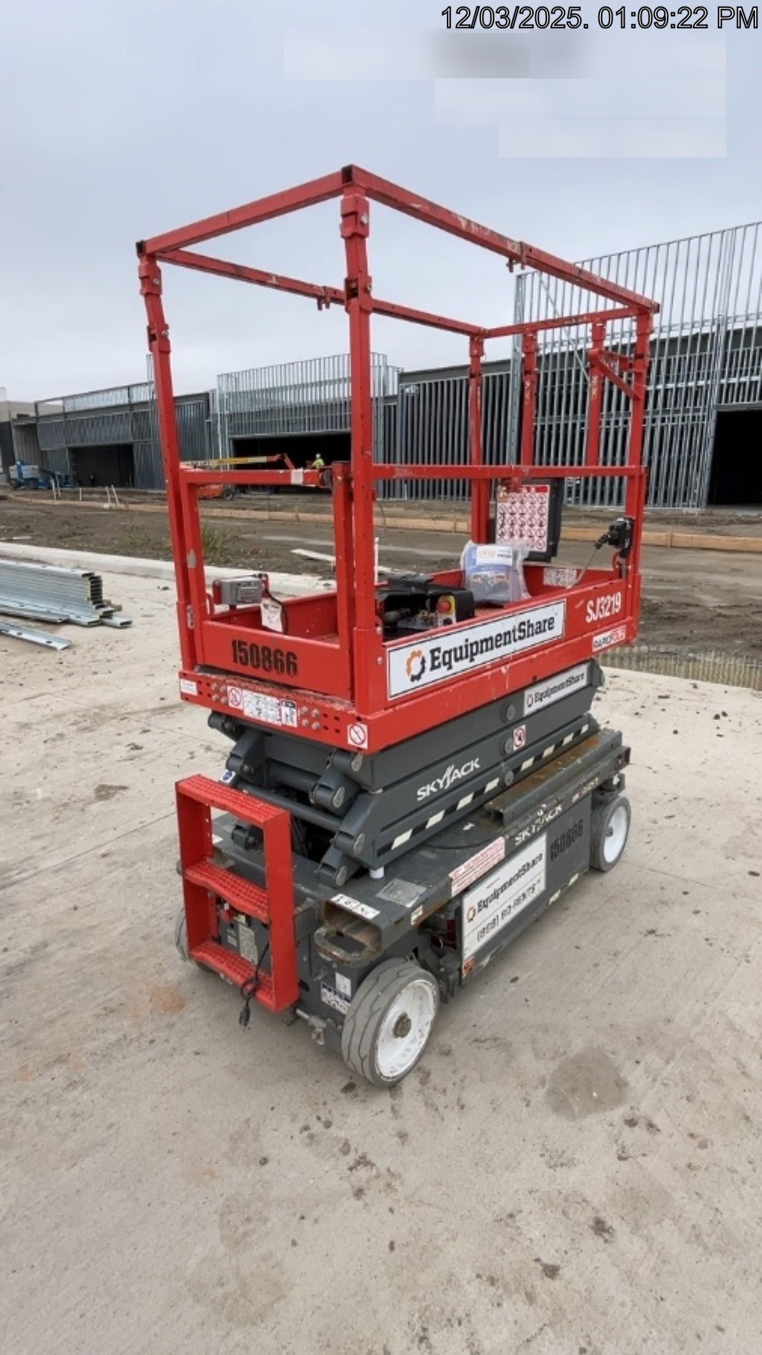 2021 SKYJACK SJ3219