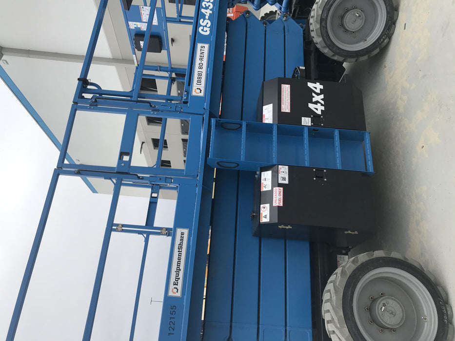 2020 GENIE GS-4390 RT