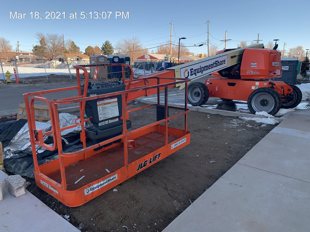 2021 JLG 600S