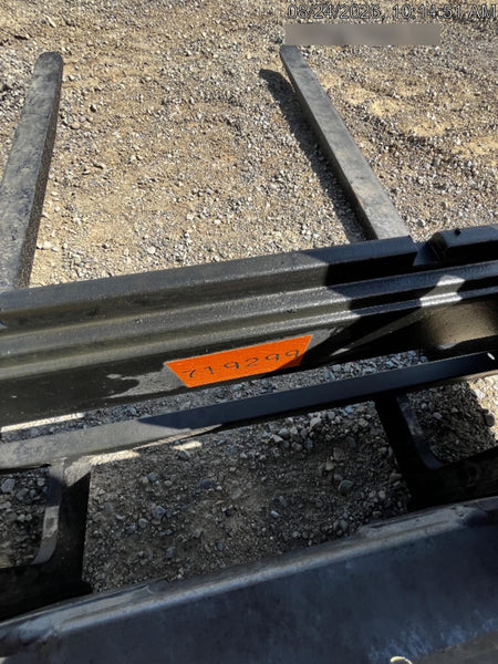 2026 ARROW MATERIAL HANDLING 72" Pallet Forks - Arrow