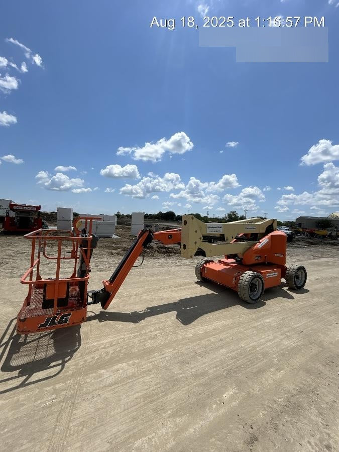 2019 JLG E450AJ
