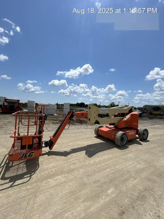 2019 JLG E450AJ