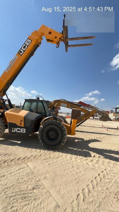 2019 JCB 510-56