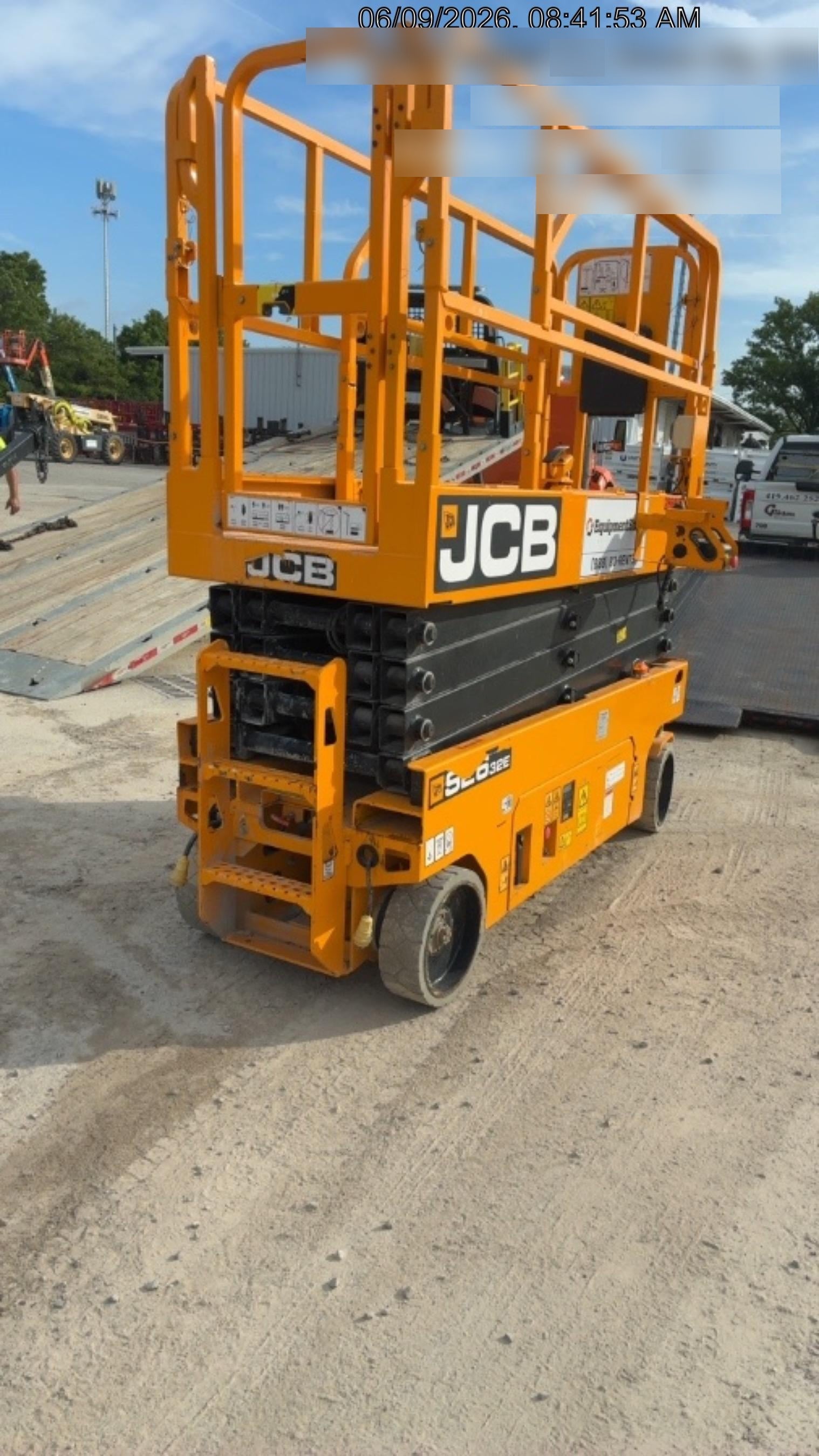 2023 JCB S2632E