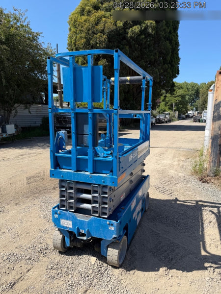 2020 Genie GS-1930 Solid Non Marking Tires, Beacon, Folding rails with half height swing gate, 800W Inverter