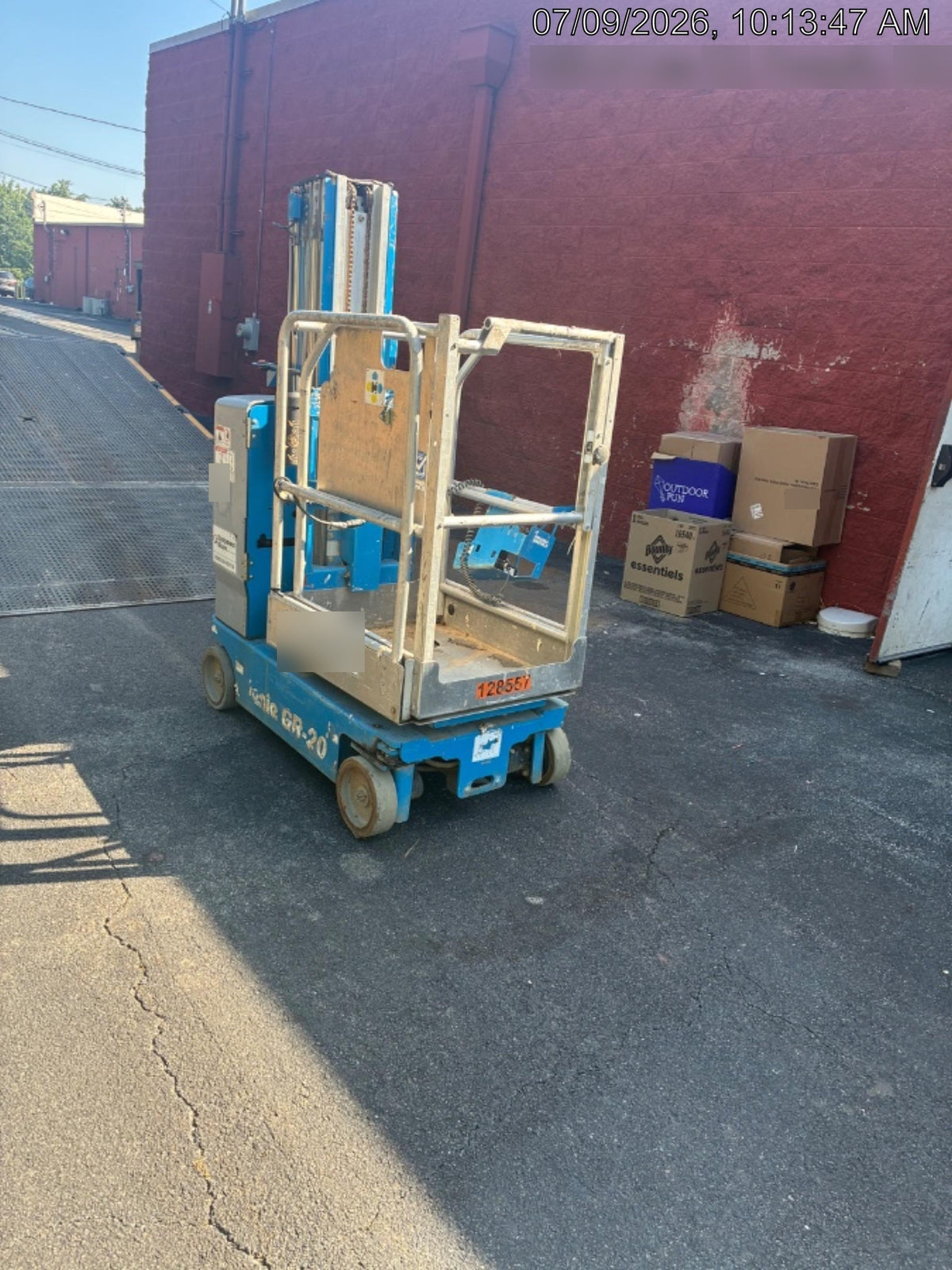 2021 GENIE GR-20
