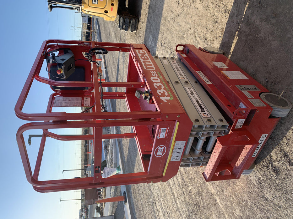 2020 MEC 1330SE Solid NM Tires, Steel Swing out Doors, LCS, Beacon, 900W Invertor