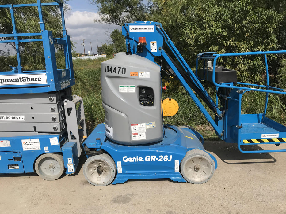 2020 GENIE GR-26J