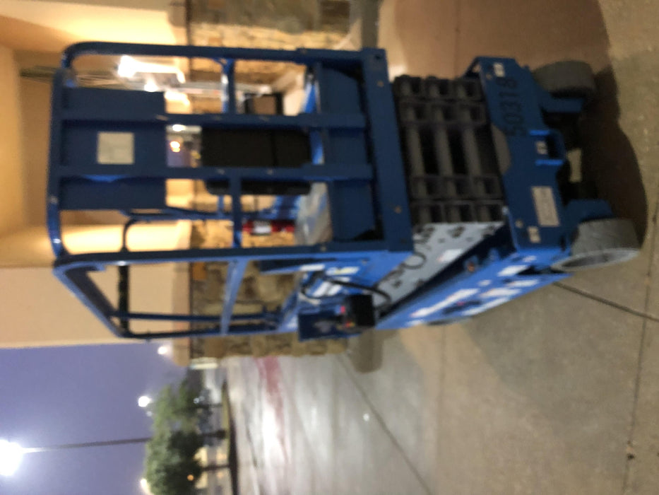 2019 Genie GS-1930 Fixed Rails with Chain Entry