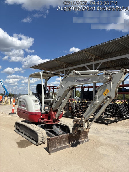 2022 TAKEUCHI TB235-2R