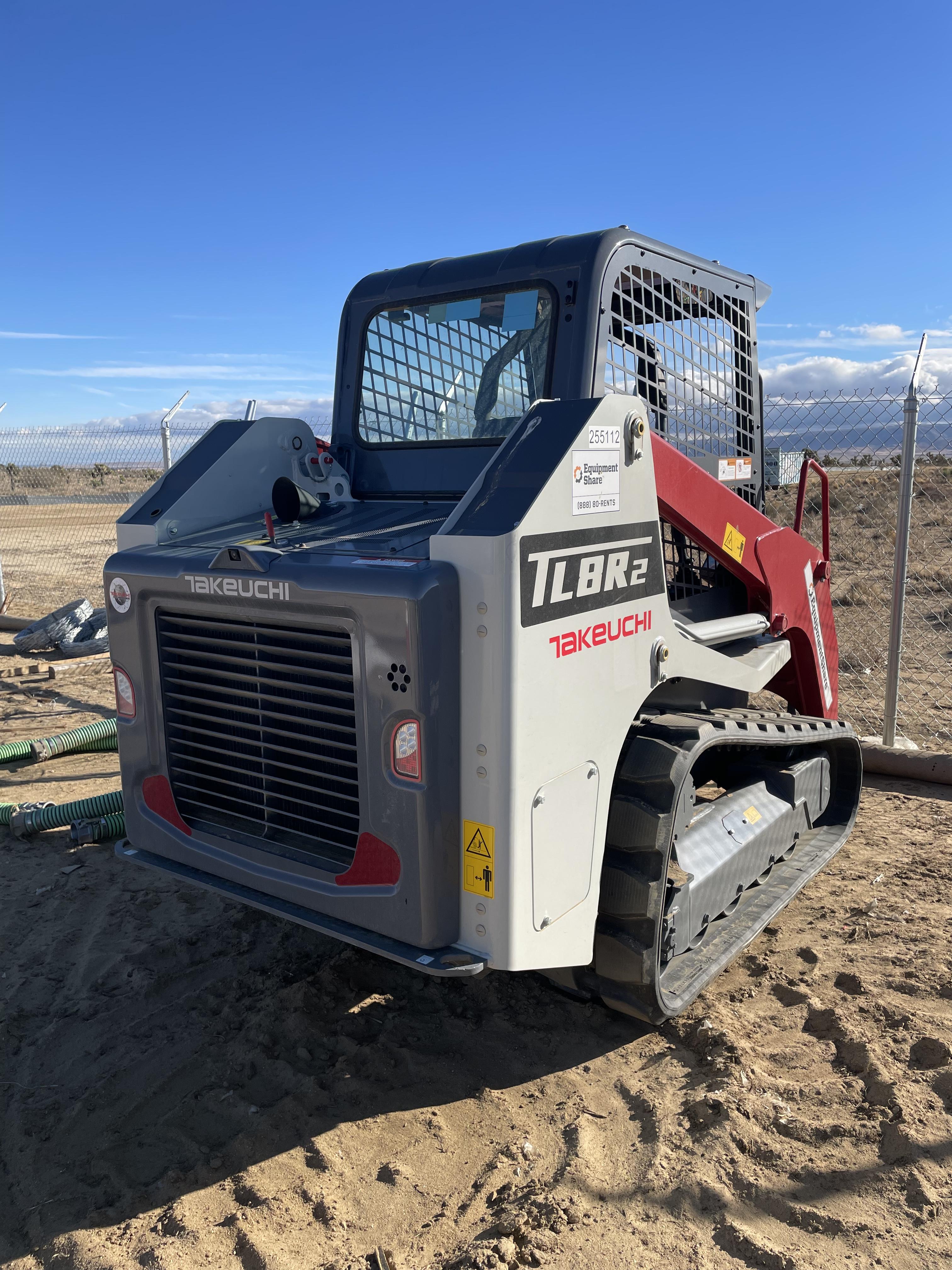 2022 TAKEUCHI TL8R2-R