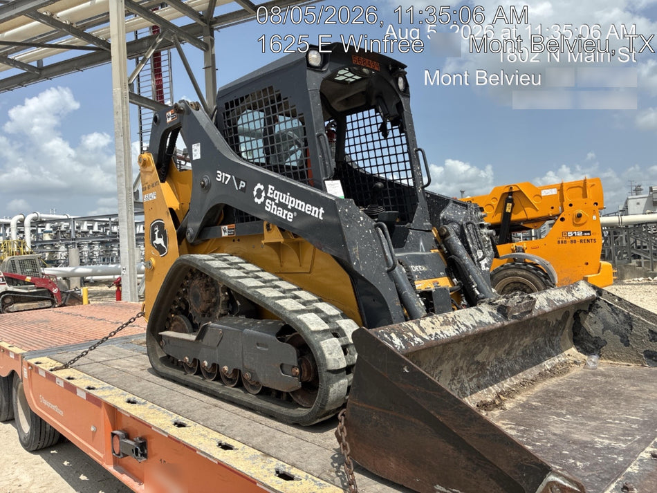 2019 Takeuchi TL8 Cab, Heat/AC, Defroster, 15" Wide Rubber Tracks, Back-up Alarm, Front & Rear Working Lights, Auxiliary Hydraulics, Two-Speed Travel, Electronic Monitoring System, Hydraulic Universal Quick Hitch 76" HD Dirt Bucket with 8 Teeth, 20.3 cubic feet Capacity
