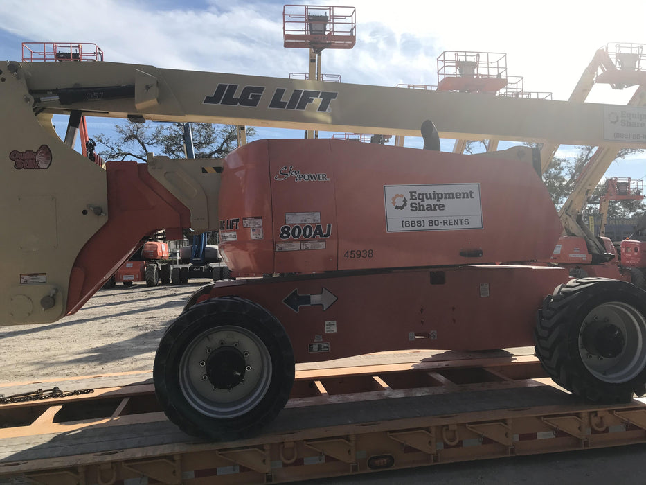 2019 JLG 800AJ