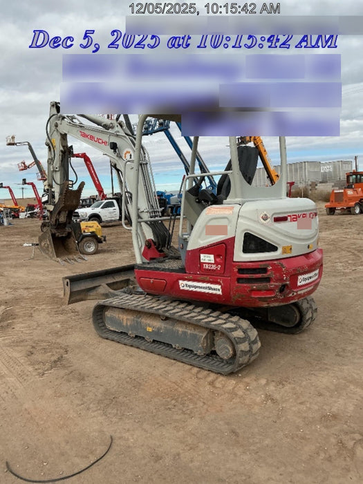 2020 TAKEUCHI TB235-2R