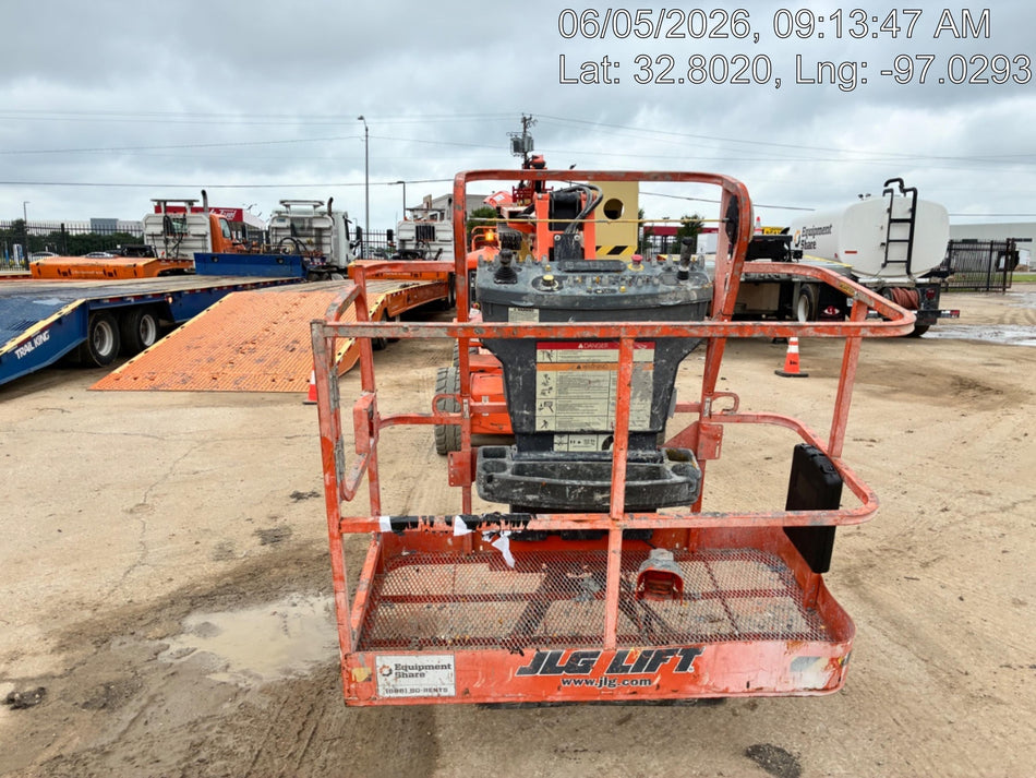 2022 JLG E450AJ
