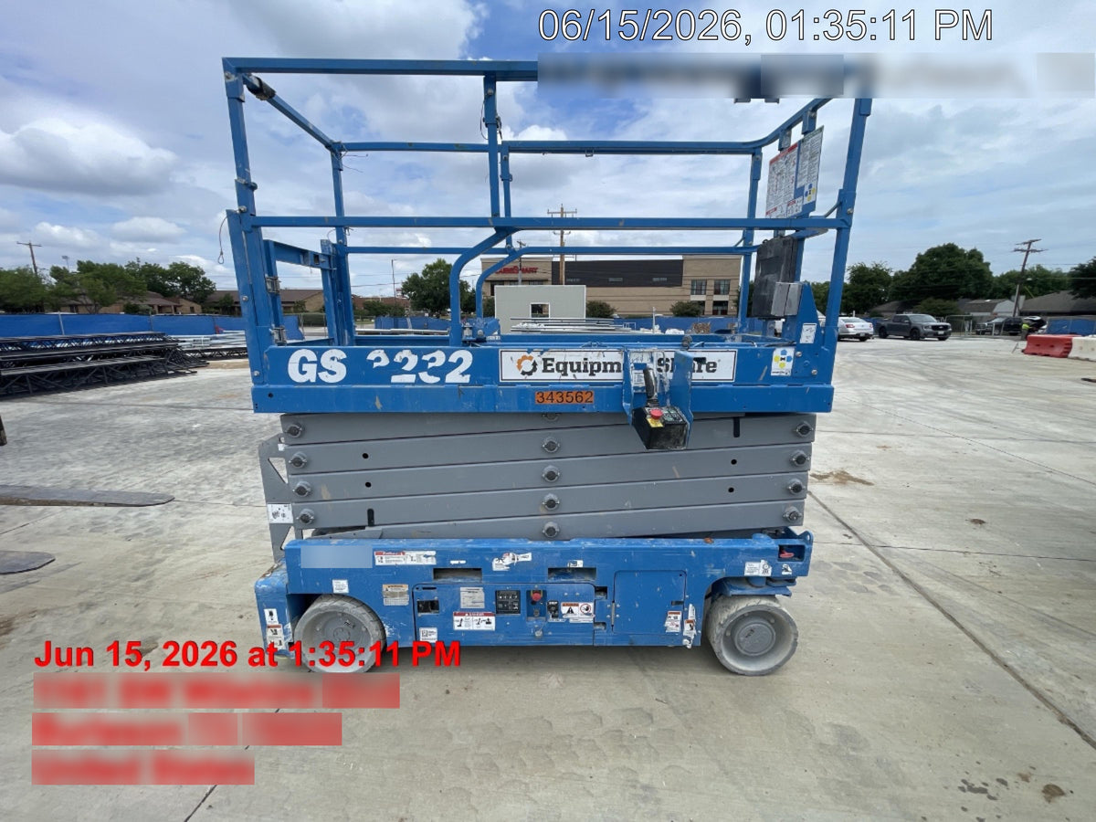 2023 GENIE GS-3232
