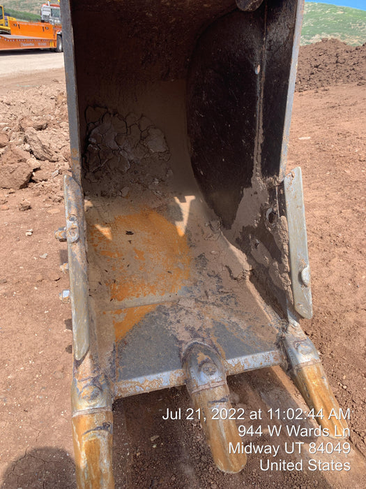 2020 DOOSAN 24" Bucket-Doosan