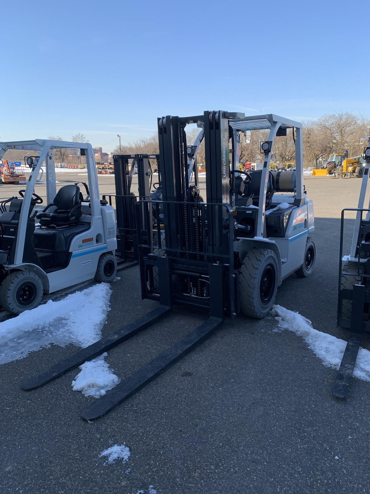 2022 UNICARRIER MJ1F4A35DV