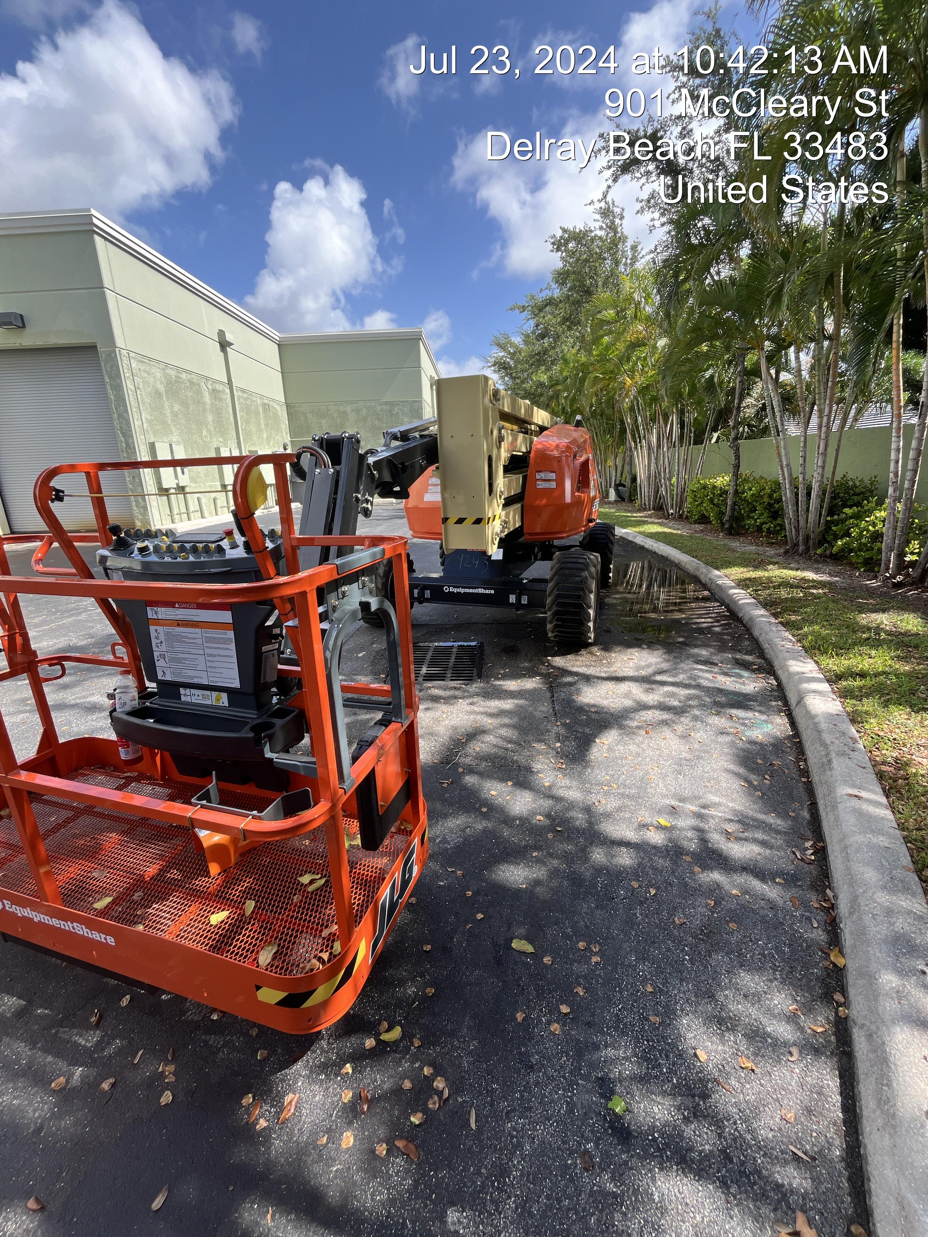 2024 JLG 450AJ
