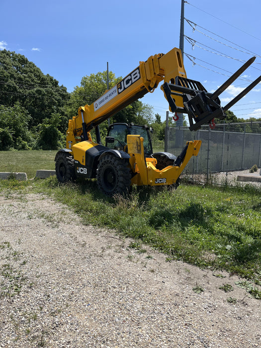 2023 JCB 512-56