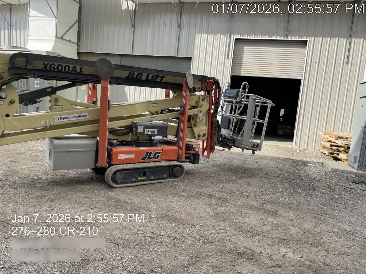 2021 JLG X600AJ