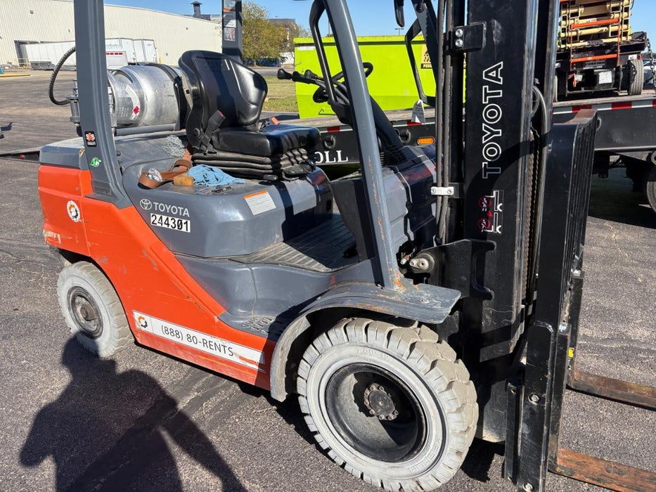 2022 TOYOTA 50-8FGU25